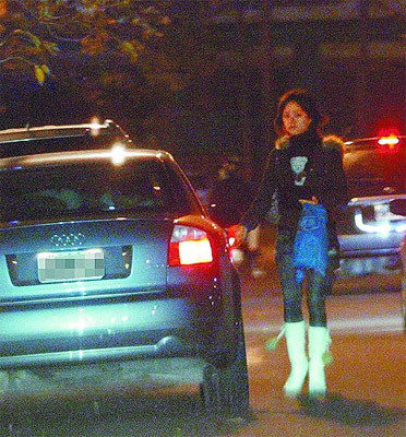 香港過半受訪家長曾打子女