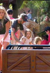 來建一家動物園 Lets Build a Zoo
